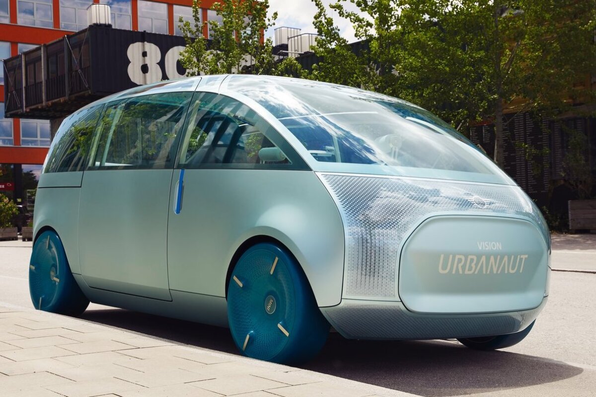 Mini Vision Urbanaut Concept - 2021