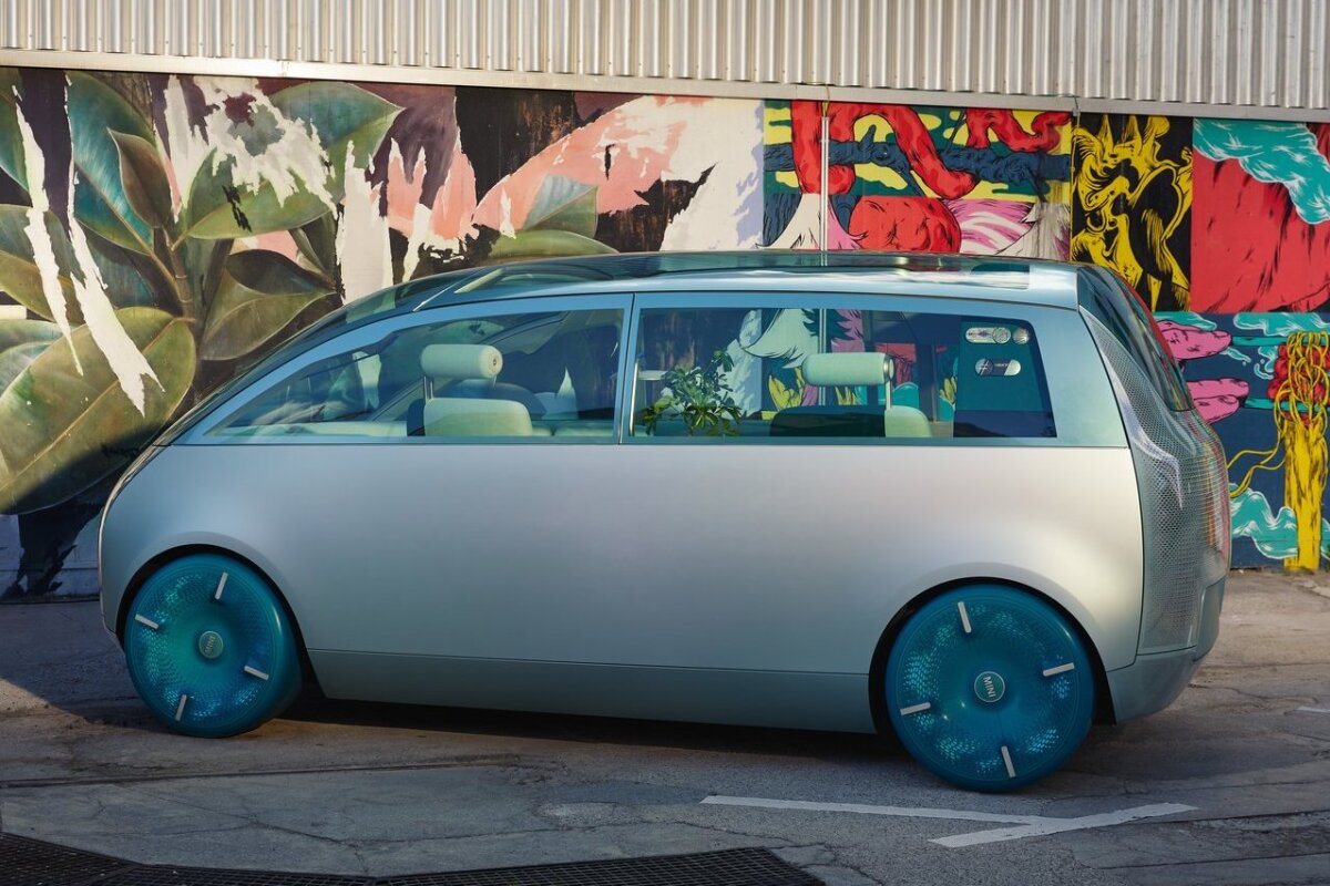 Mini Vision Urbanaut Concept - 2021