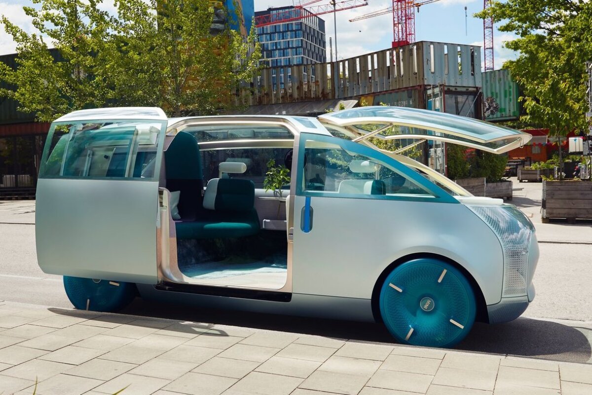 Mini Vision Urbanaut Concept - 2021