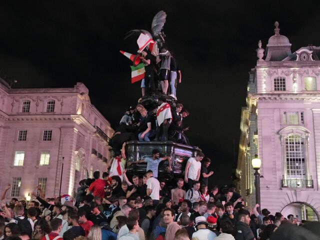 Piccadilly Circus
