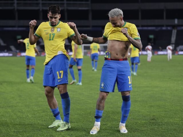 Lucas Paqueta, Neymar