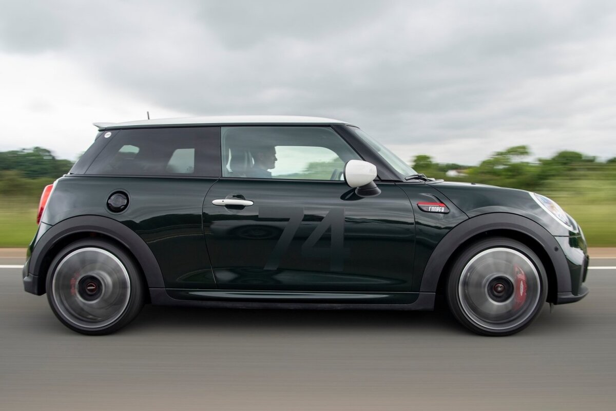 Mini Cooper Anniversary Edition - 2021