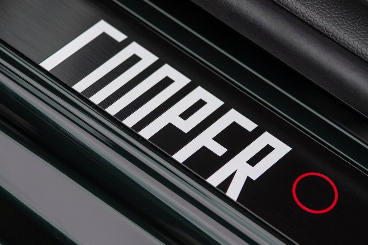 Mini Cooper Anniversary Edition - 2021