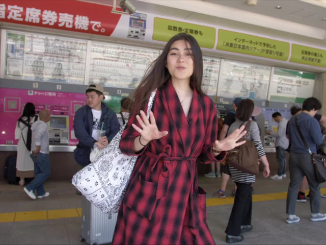 Mall TV, Naomi v Japonsku,