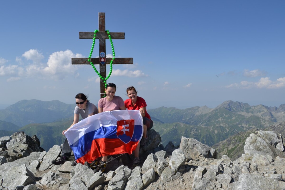 Kriváň a jeho vrcholový dvojkríž