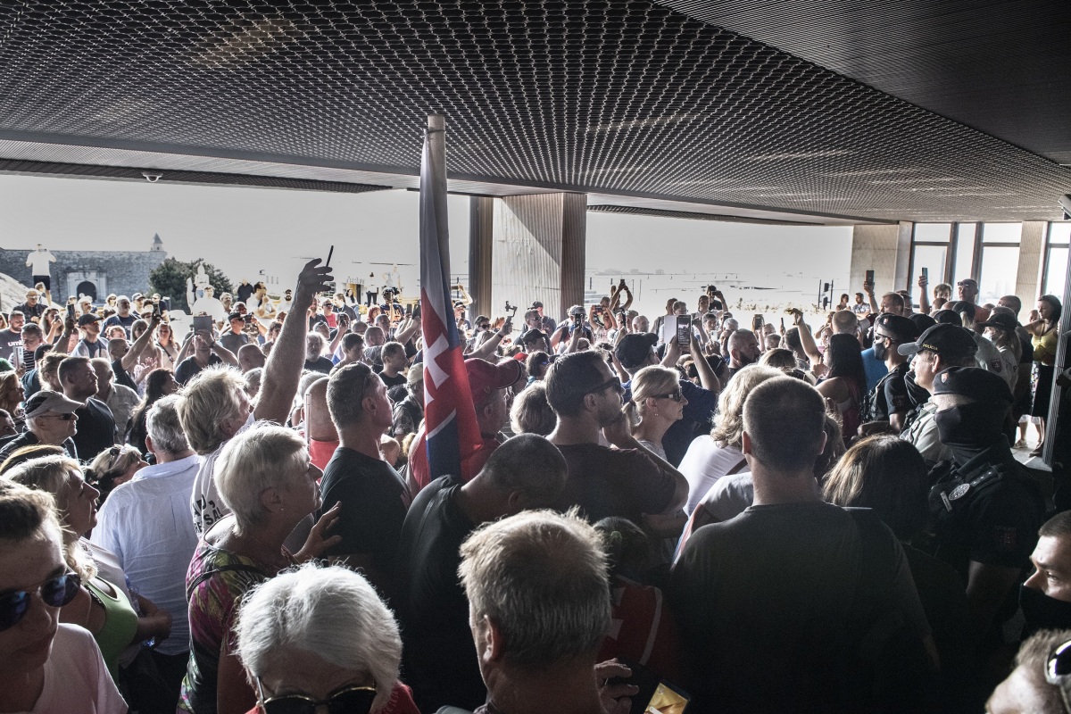 Protest / Demonštrácia / NR SR / Národná rada / Parlament /