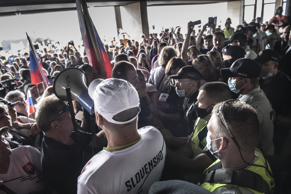 Protest / Demonštrácia / NR SR / Národná rada / Parlament /