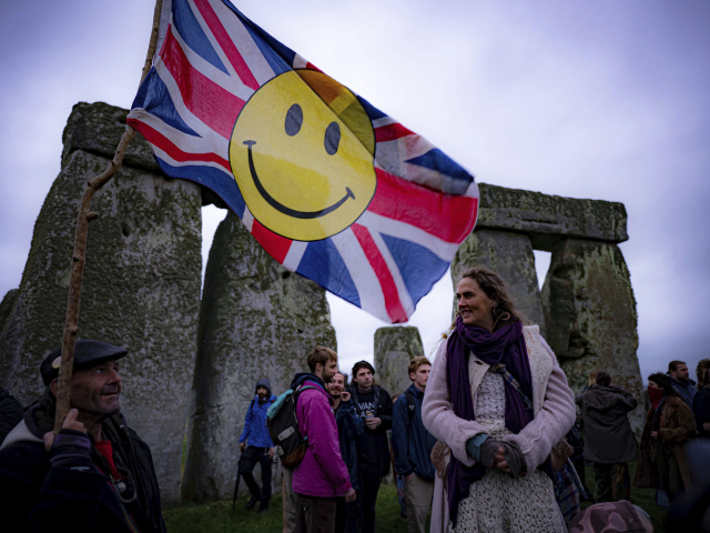 Británia Stonehenge slnovrat letný slávnosť