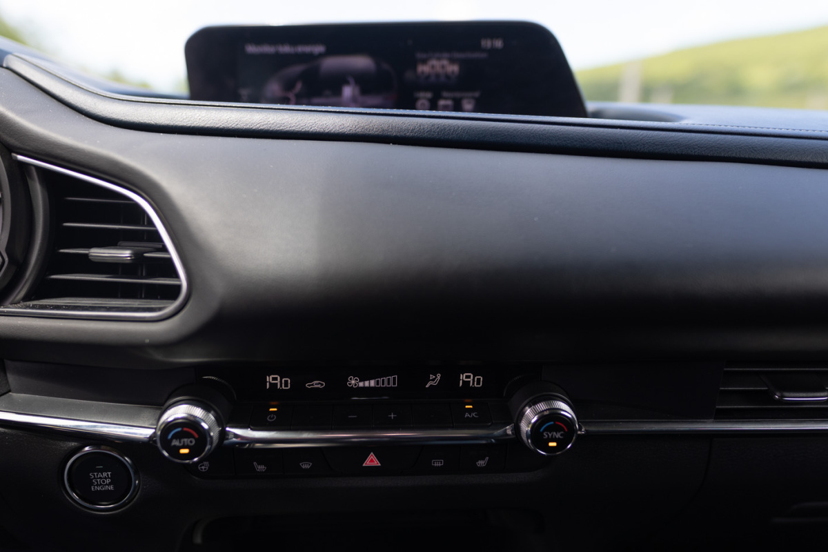 Mazda CX-30 2,0 Skyactiv-G 150 AWD - test 2021