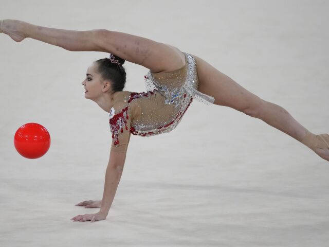 Tokyo Olympics Rhythmic Gymnastics Averina