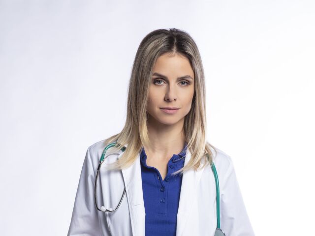 Nela Pociskova - MUDr. Rebeka Vargova  3 