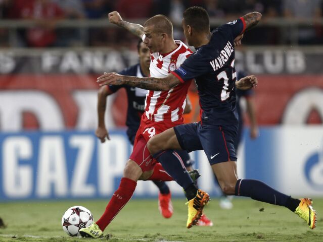 Grécko Futbal LM C Olympiakos Pireus Paríž SG
