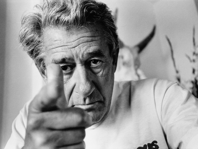 HELMUT NEWTON 001 Self portrait  Monte Carlo  1993  c Foto Helmut Newton  Helmut Newton Estate Courtesy Helmut Newton Foundation 
