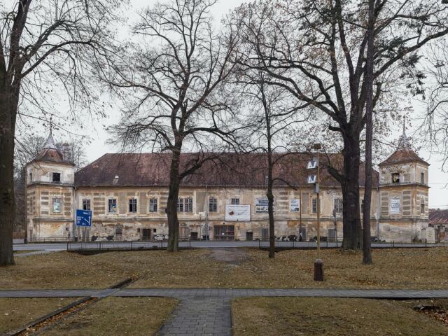 jablonica-pri-senici-kastiel-galeria