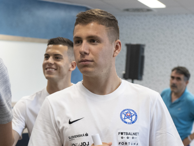 SR Futbal ME kval. Azerbajdžan Mráz