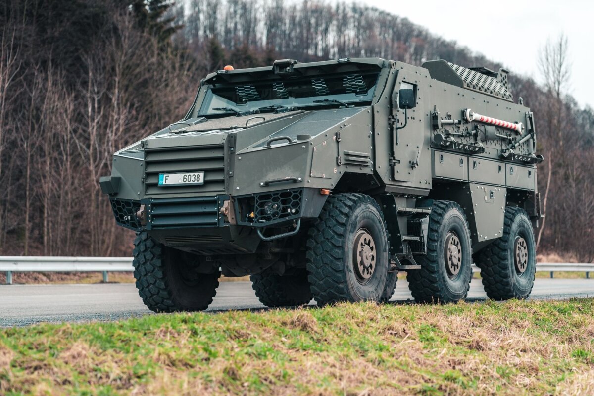 titus 6x6
