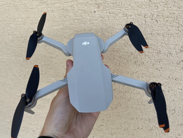 DJI Mini 2, DJI, dron