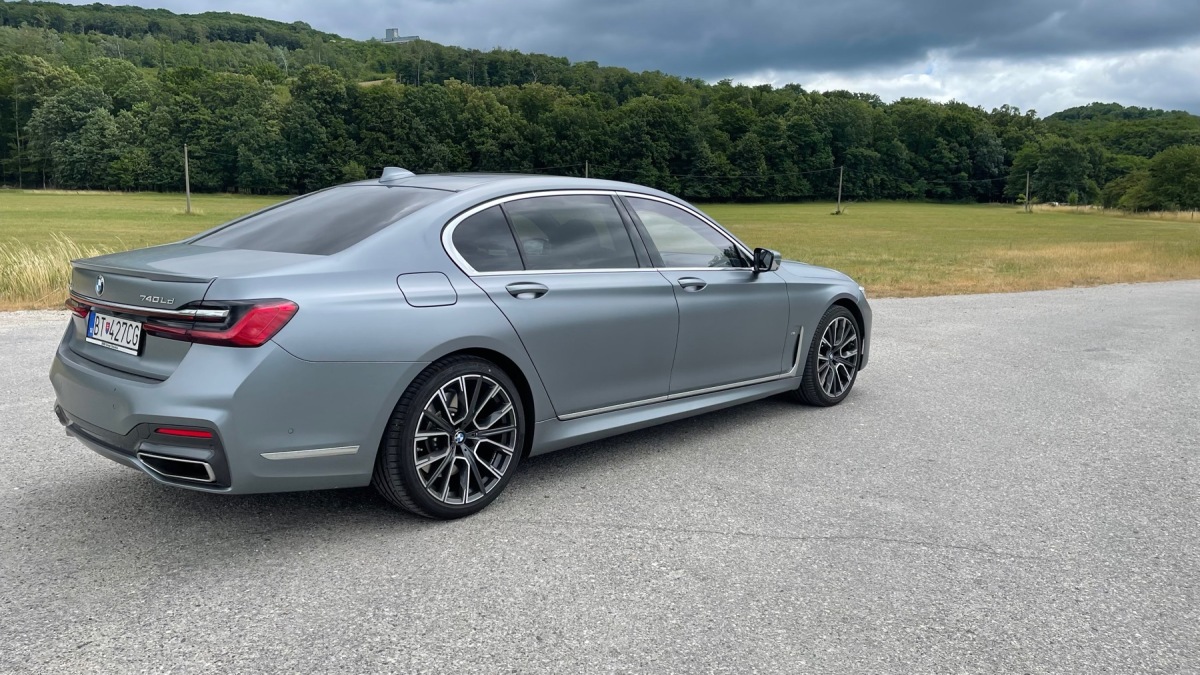 BMW 740Ld xDrive (2021)