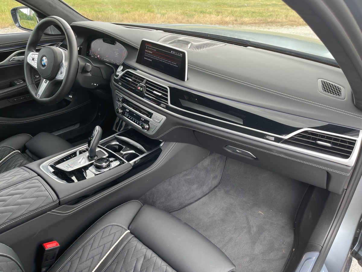 BMW 740Ld xDrive (2021)
