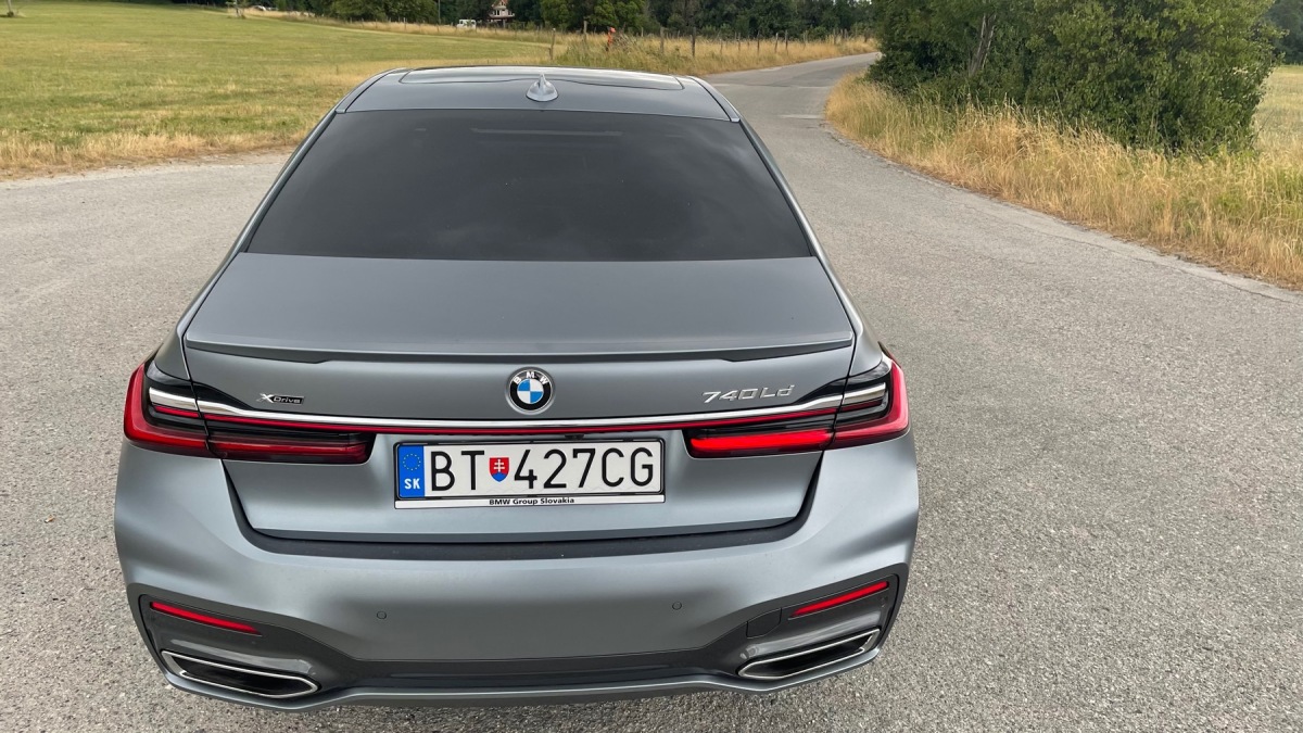 BMW 740Ld xDrive (2021)