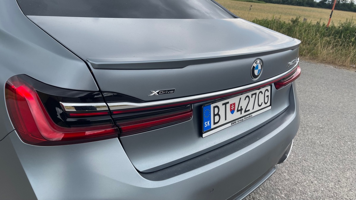 BMW 740Ld xDrive (2021)