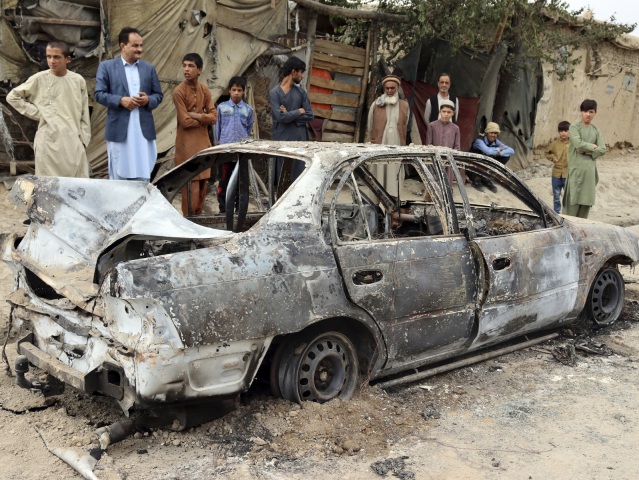 Afganistan / Kábul / Bomba / Výbuch / Auto /