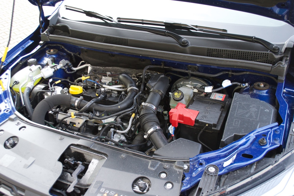 Dacia Sandero Stepway 1.0 TCe CVT (2021)