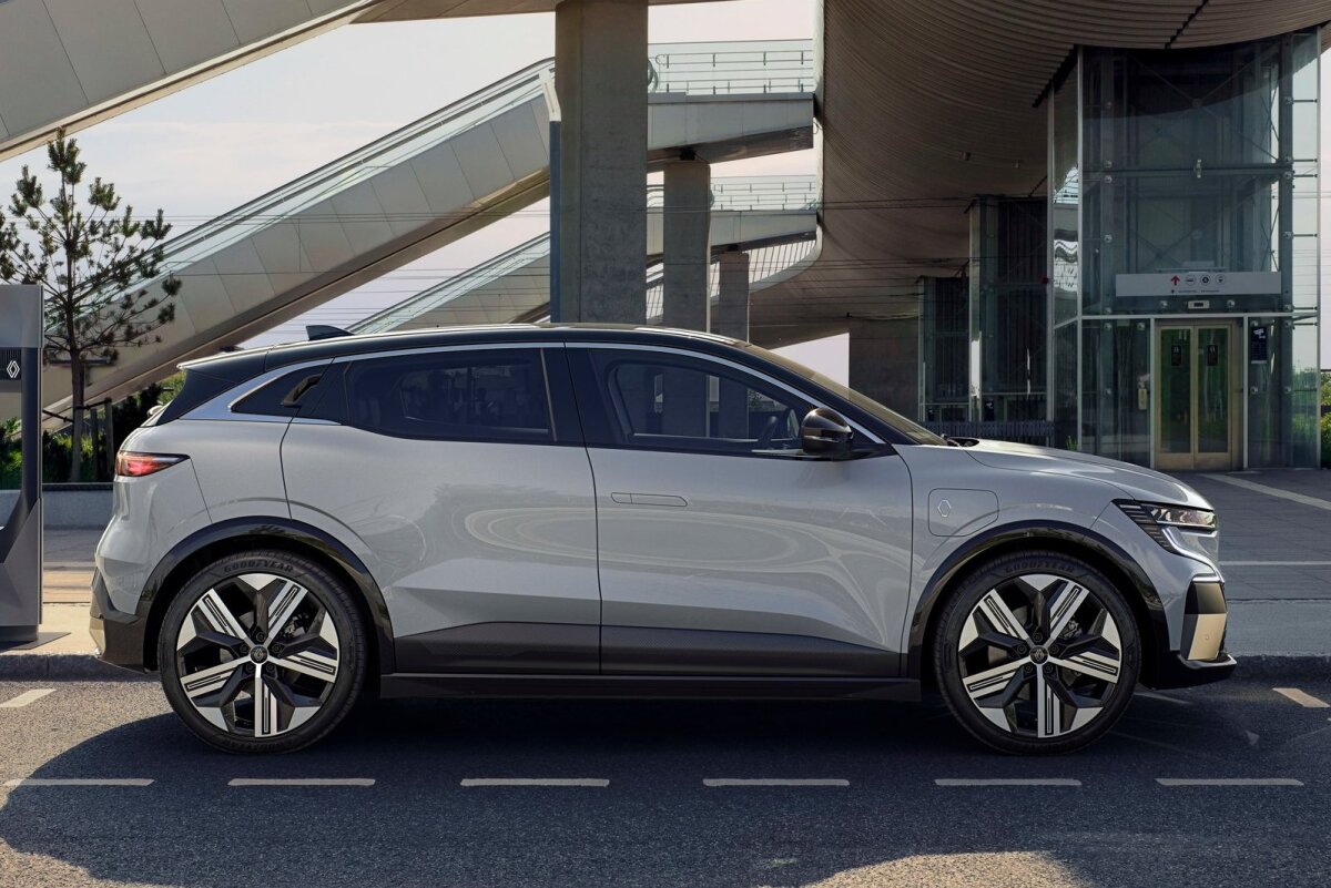 Renault Mégane E-Tech - 2022