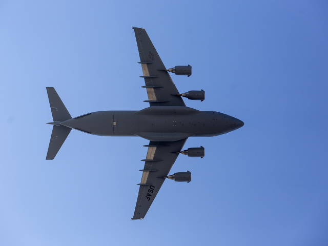 Boeing C-17