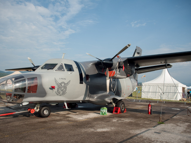 L-410