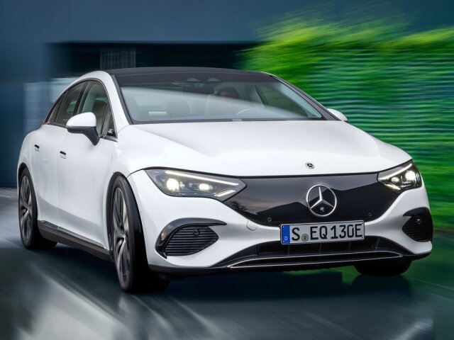 Mercedes-Benz EQE - 2022