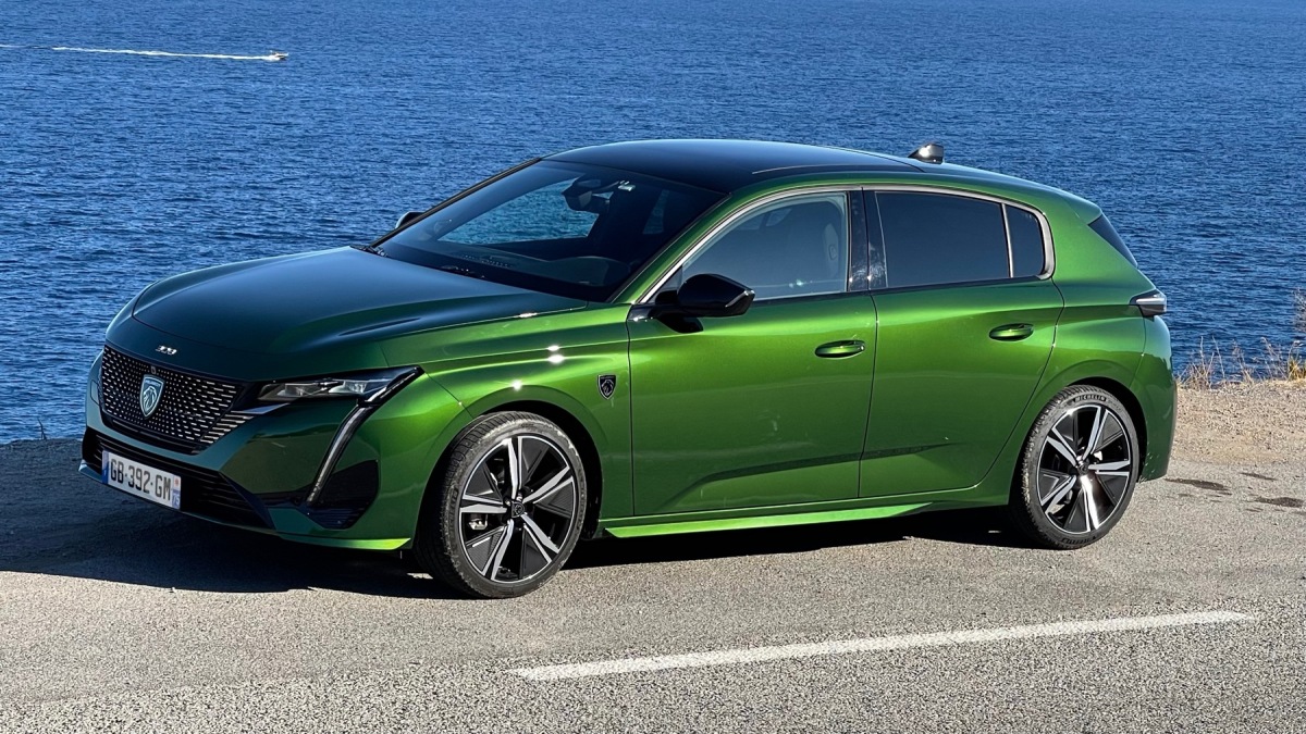 Peugeot 308 1.2 PureTech 130k EAT8 (2021)