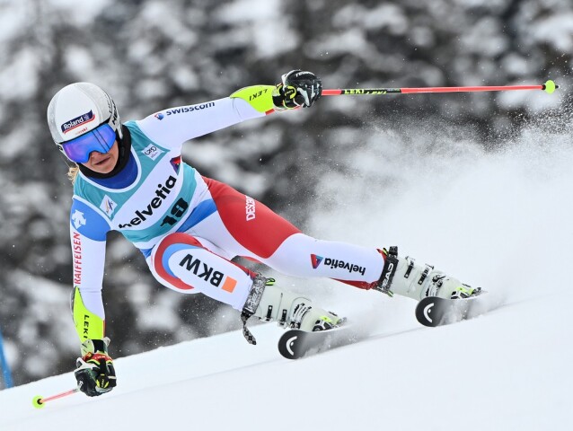 Corinne Suterová.