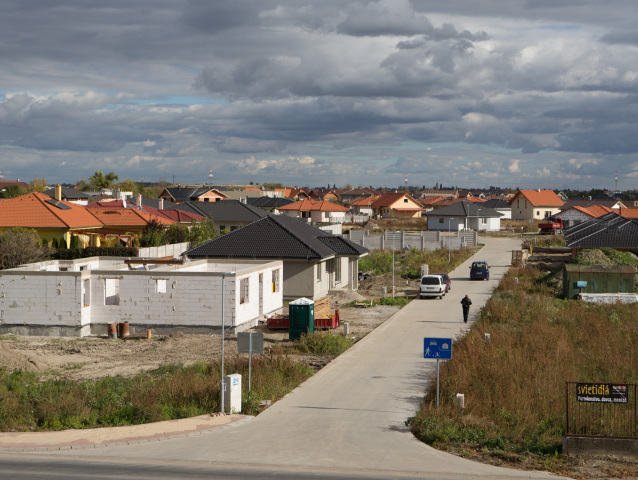 obec Malinovo, bývanie