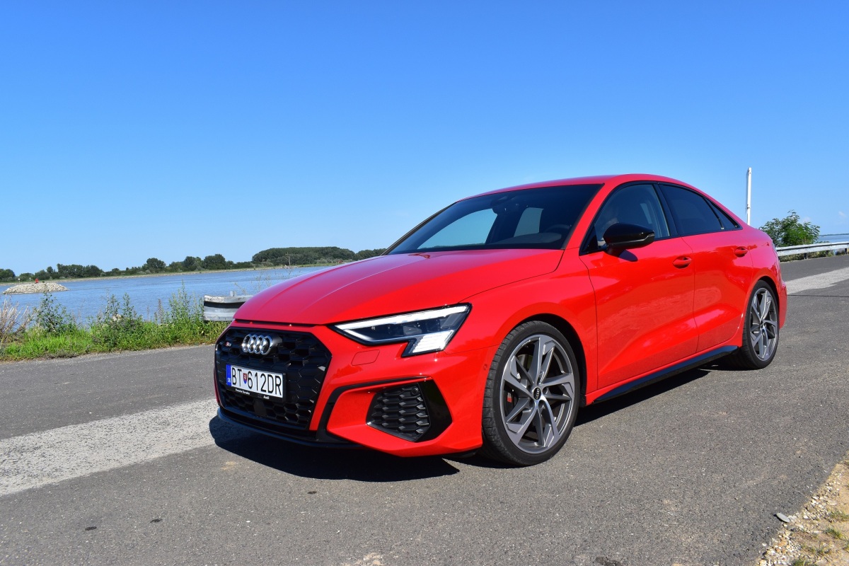 AUDI S3 0098