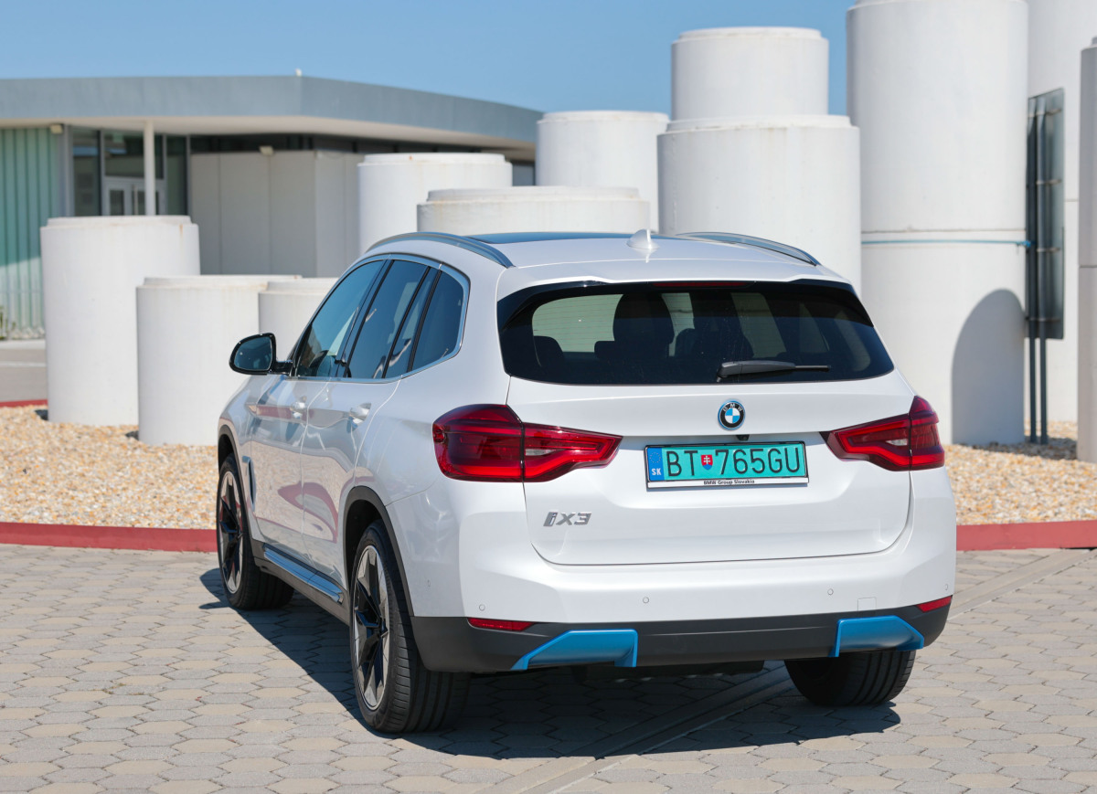 BMW iX3 - test 2021