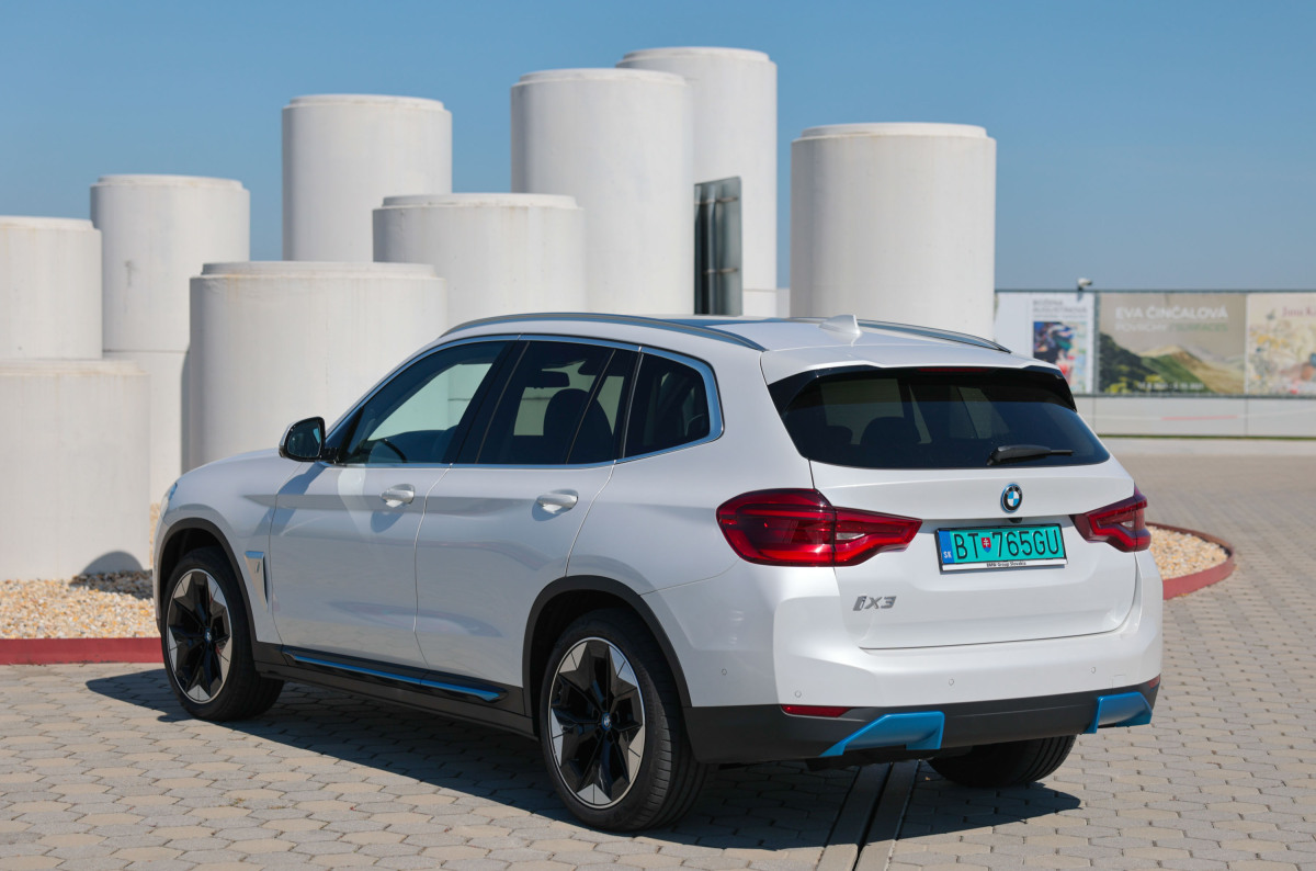BMW iX3 - test 2021