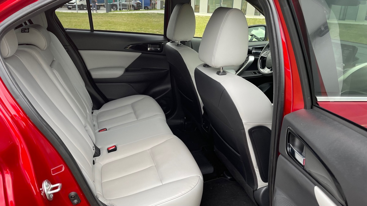 Mitsubishi Eclipse Cross PHEV (2021)