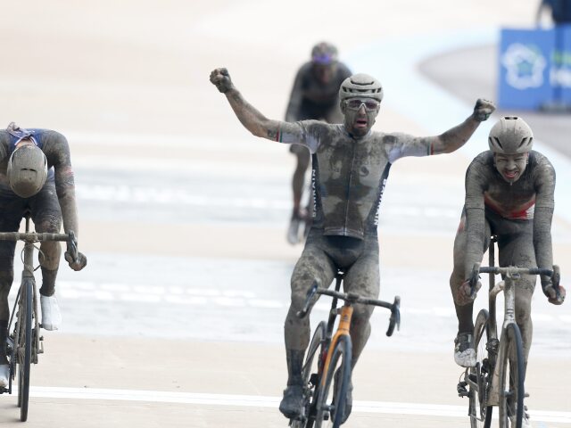 Francúzsko Cyklistika Paríž Roubaix Colbrelli