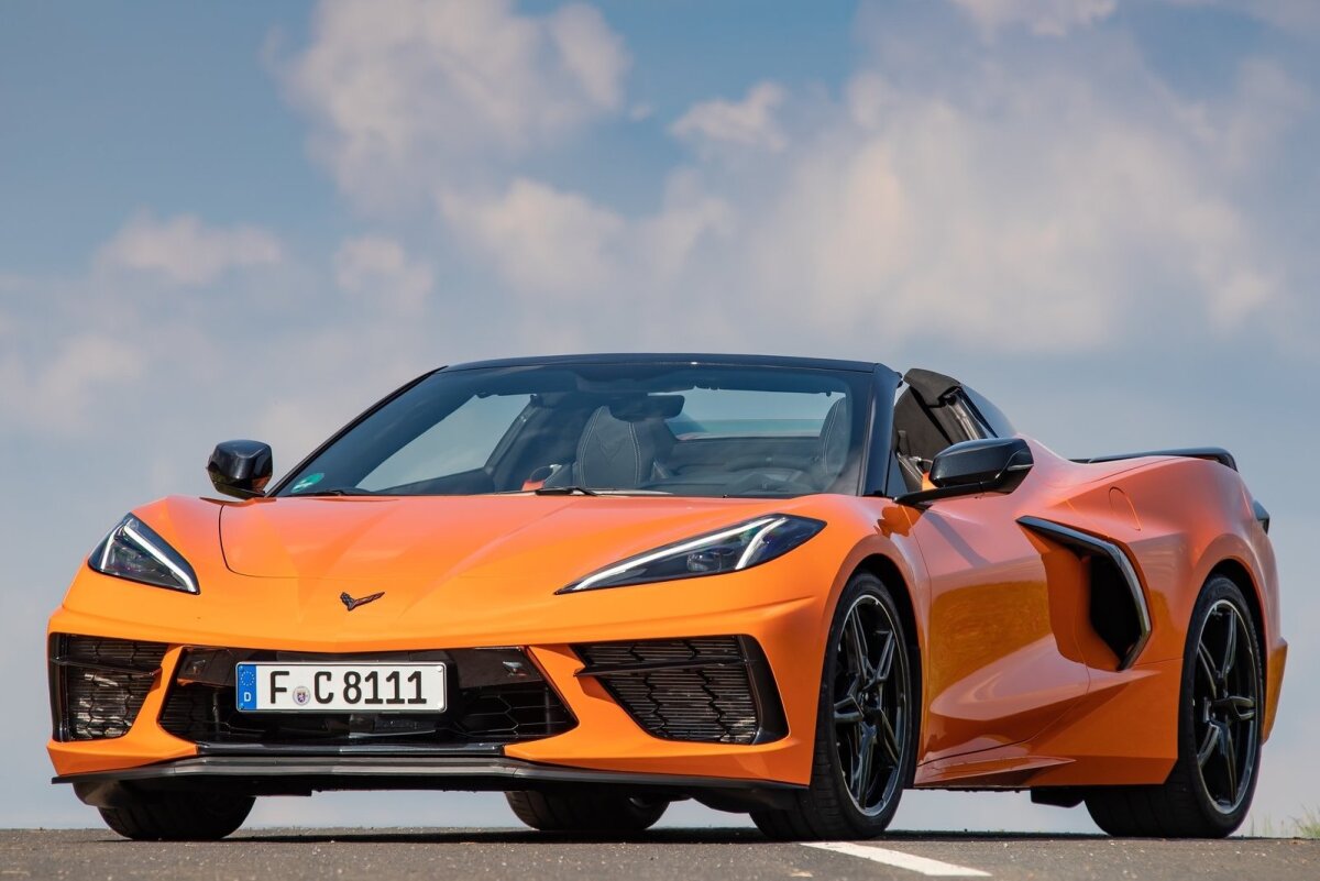 Chevrolet Corvette Stingray Convertible EÚ - 2021