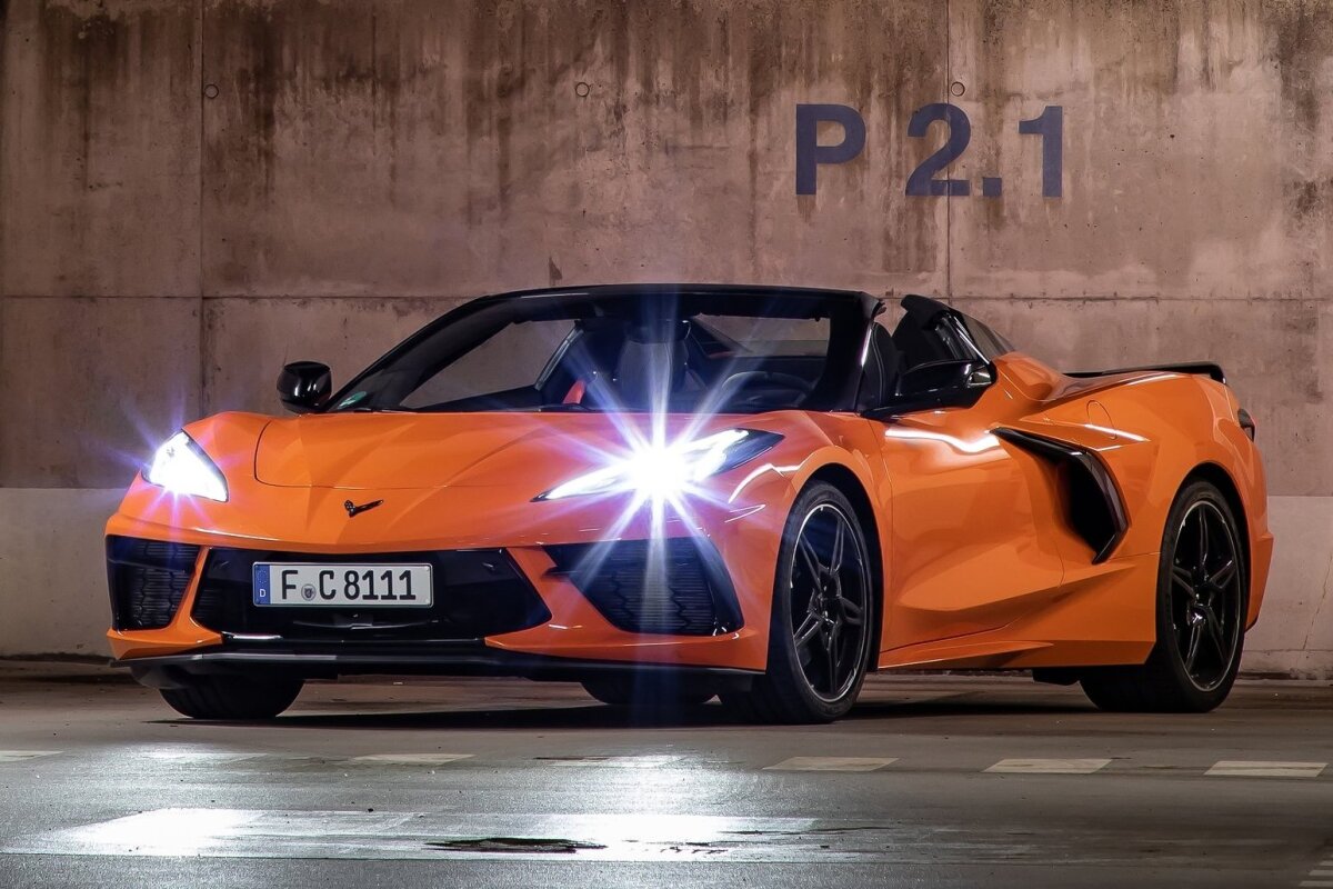 Chevrolet Corvette Stingray Convertible EÚ - 2021
