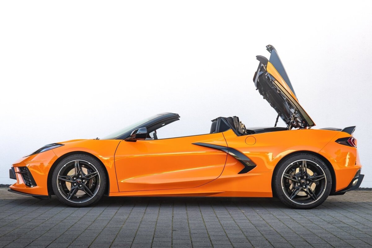 Chevrolet Corvette Stingray Convertible EÚ - 2021