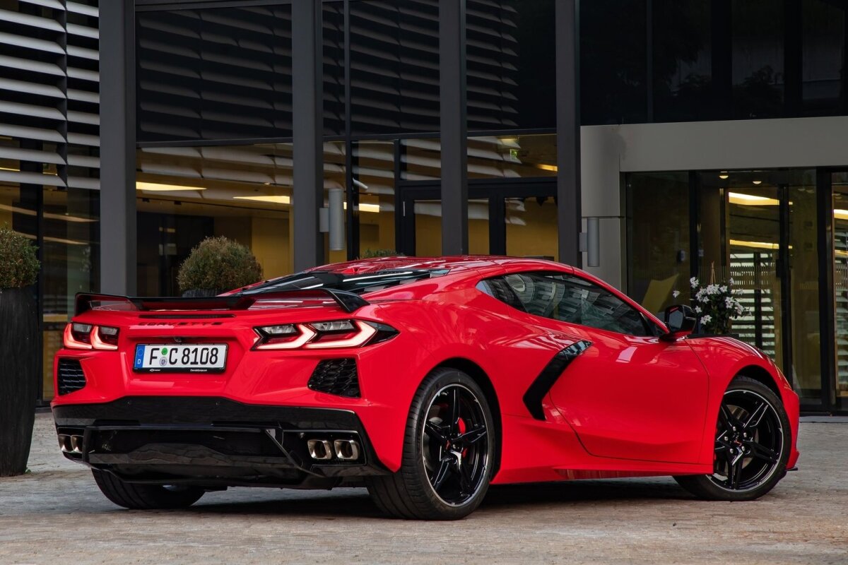 Chevrolet Corvette Stingray EÚ - 2021