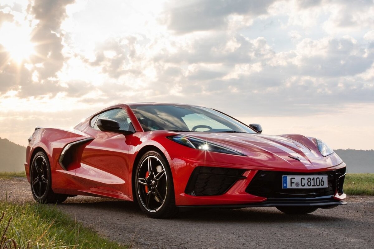 Chevrolet Corvette Stingray EÚ - 2021