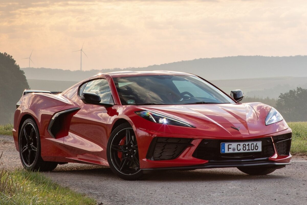 Chevrolet Corvette Stingray EÚ - 2021