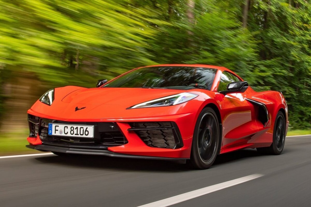 Chevrolet Corvette Stingray EÚ - 2021