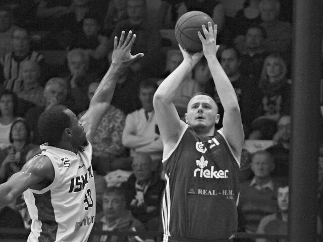 SR basketbal SBL 17. kolo Svit Komárno POX