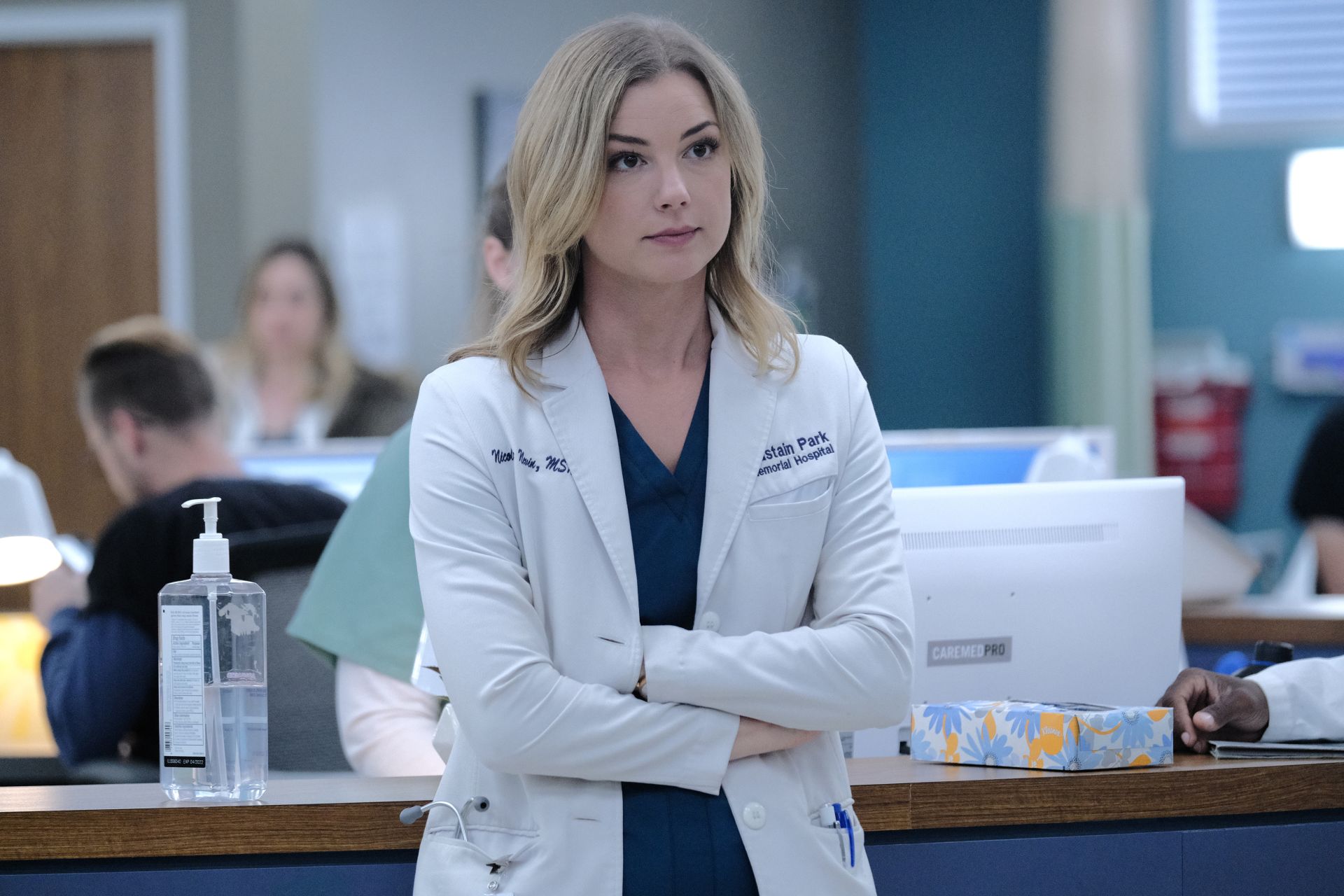 Diváci sa môžu tešiť na návrat Emily VanCamp do finálnej časti Doktorov.