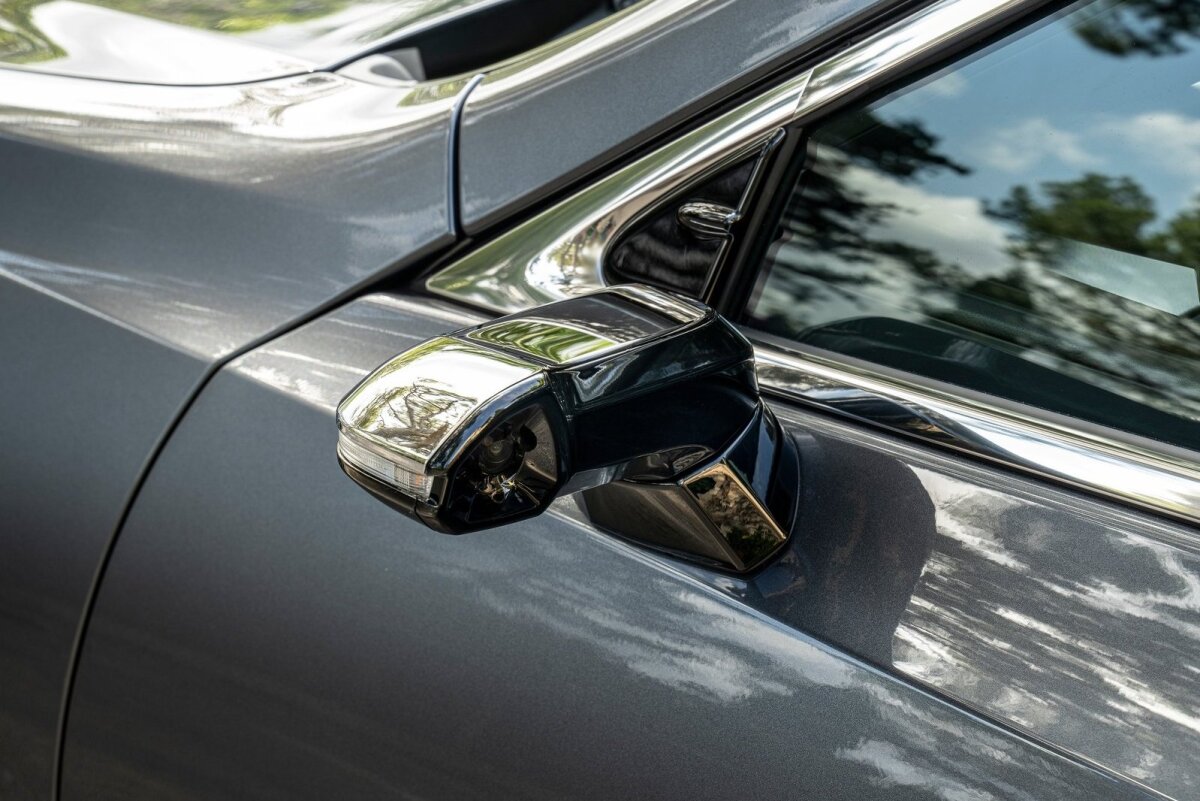 Lexus ES 300h - 2021