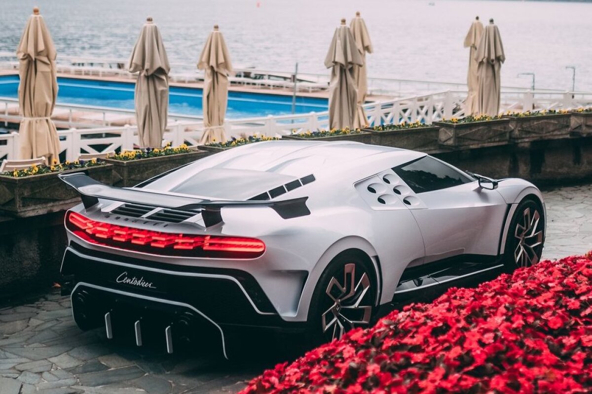 Bugatti Centodieci - 2021